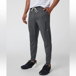Vuori Men’s Sunday Performance Jogger in Charcoal Heather